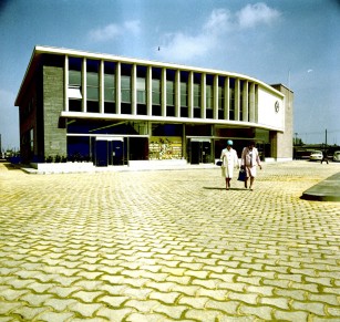 La Louvière-Centre - SNCB K00198F (2).jpg